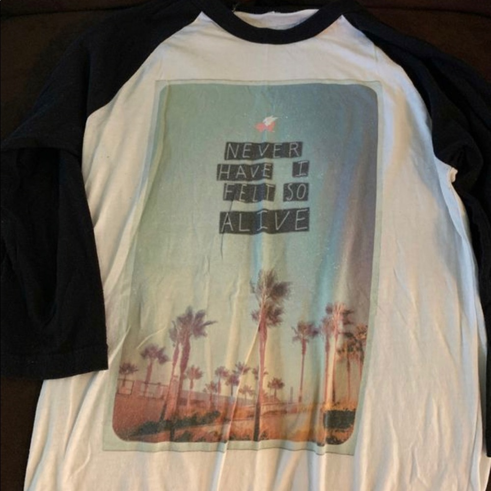 Baseball style tee